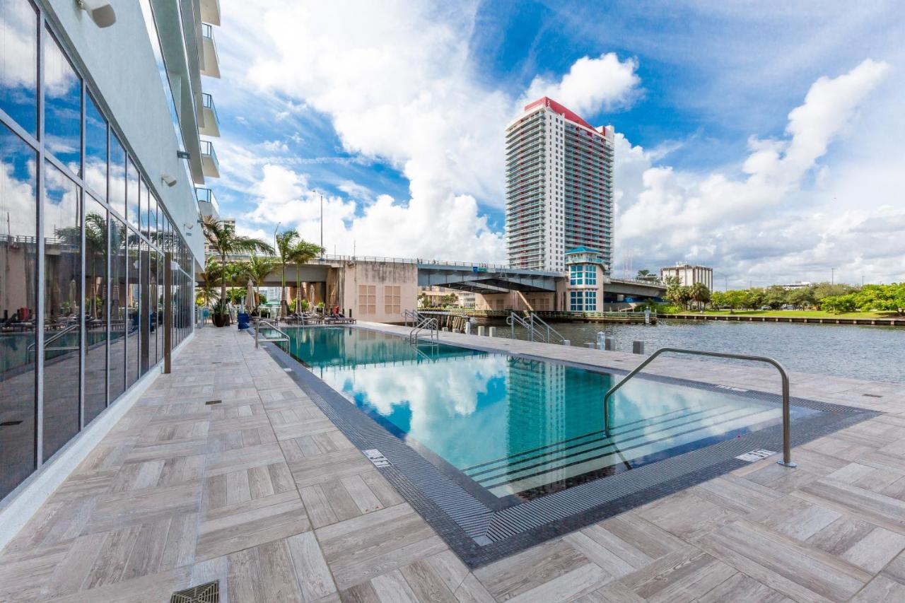 Private Ocean Condos At Hyde Beach Resort & Residences 好莱坞 外观 照片